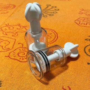 乳首を吸い上げ乳輪を肥大化させる、もう戻れない刻印を雌のカラダに刻むために